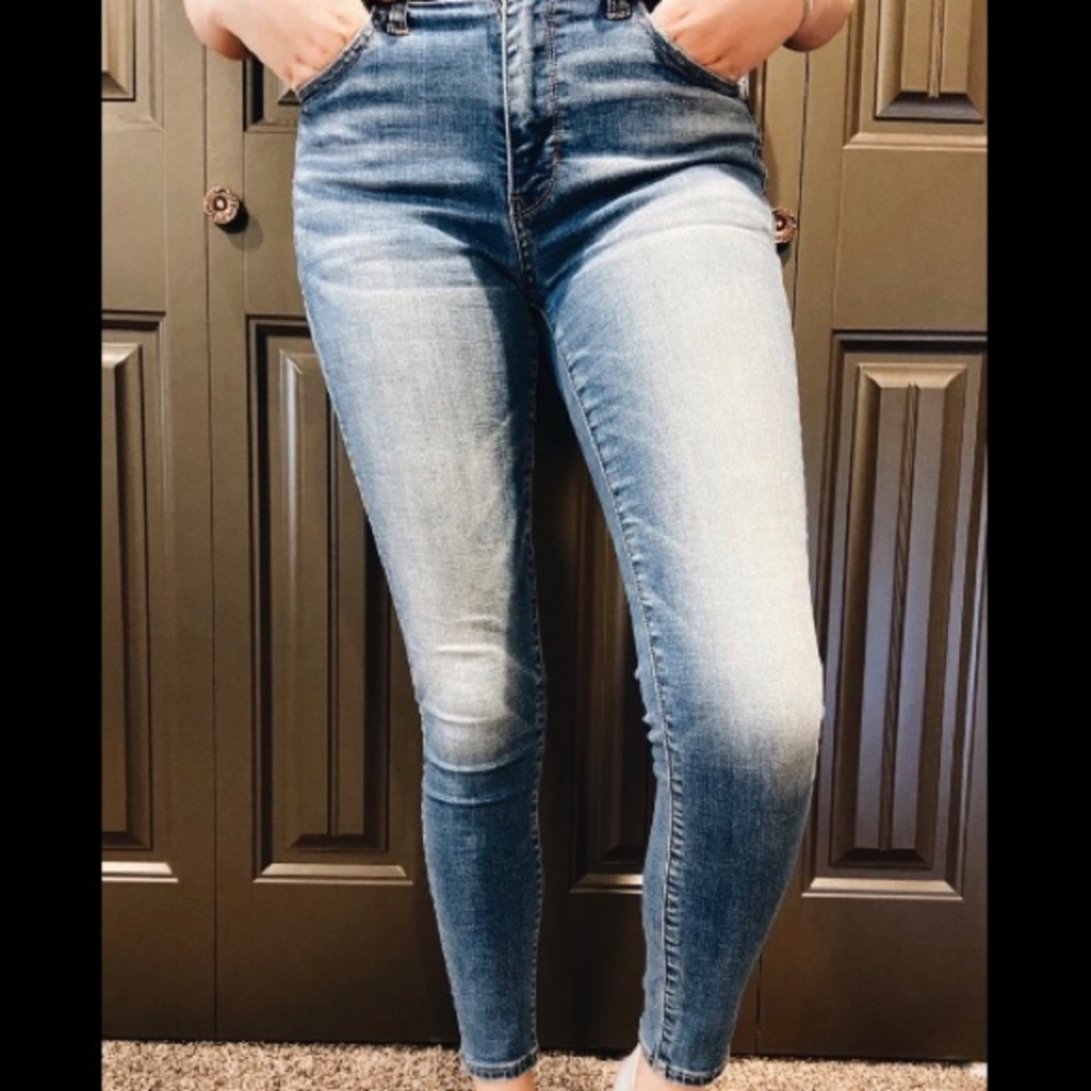 American Eagle Super Stretch Jeans